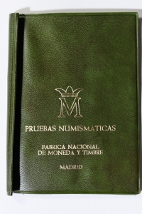 스페인 1977년 한정판 국립 주화 컬렉션 (3종 프루프,  5 페세타(8.5g),1 페세타(5.75g),50 센타보(3.5g))